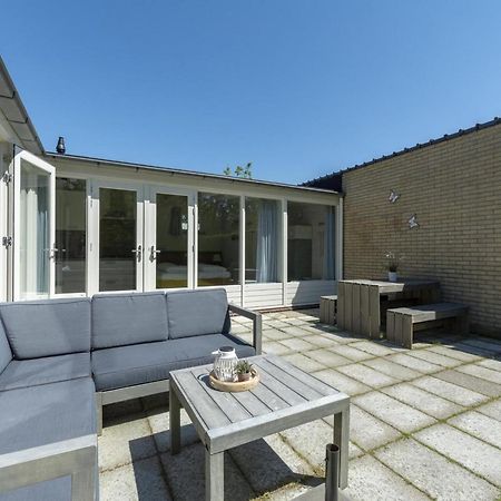 Cozy Bunglow With Garden Sint Maartensvlotbrug Екстериор снимка
