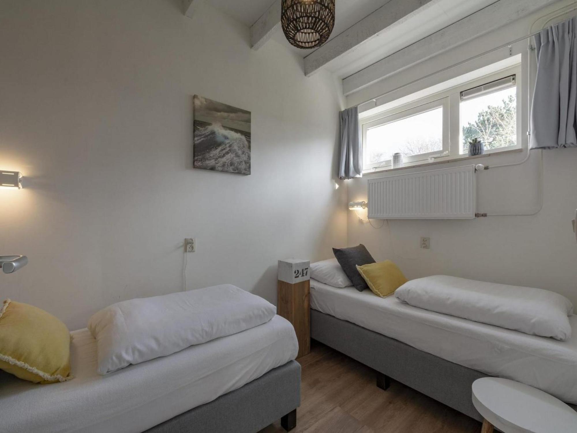 Cozy Bunglow With Garden Sint Maartensvlotbrug Екстериор снимка